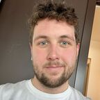 Alex R.
